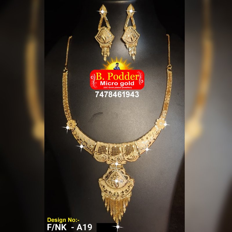 NECKLACES F/NK - A19